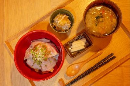 Tsumari Pork