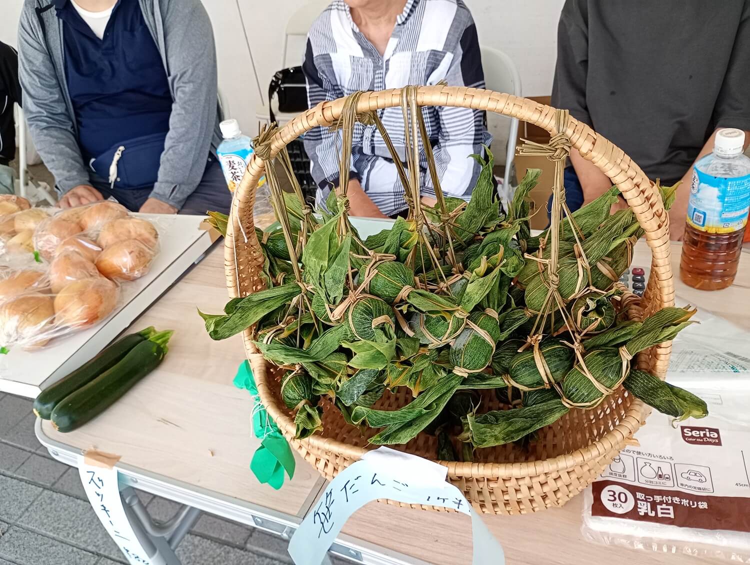 品揃え充実の68店大集合！ 毎月10日に開催の「とおか市」に行ってき
